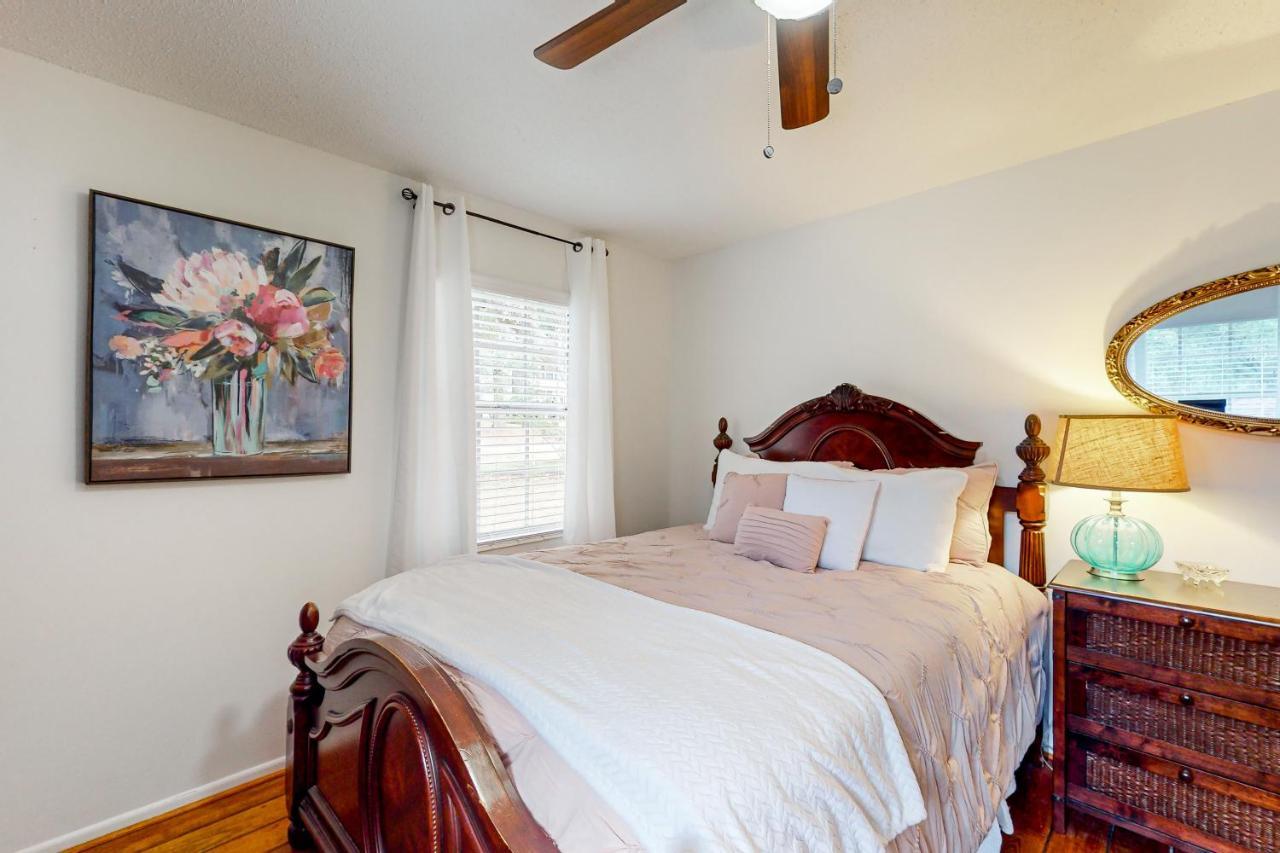 The Lakewood Lakehouse Milton