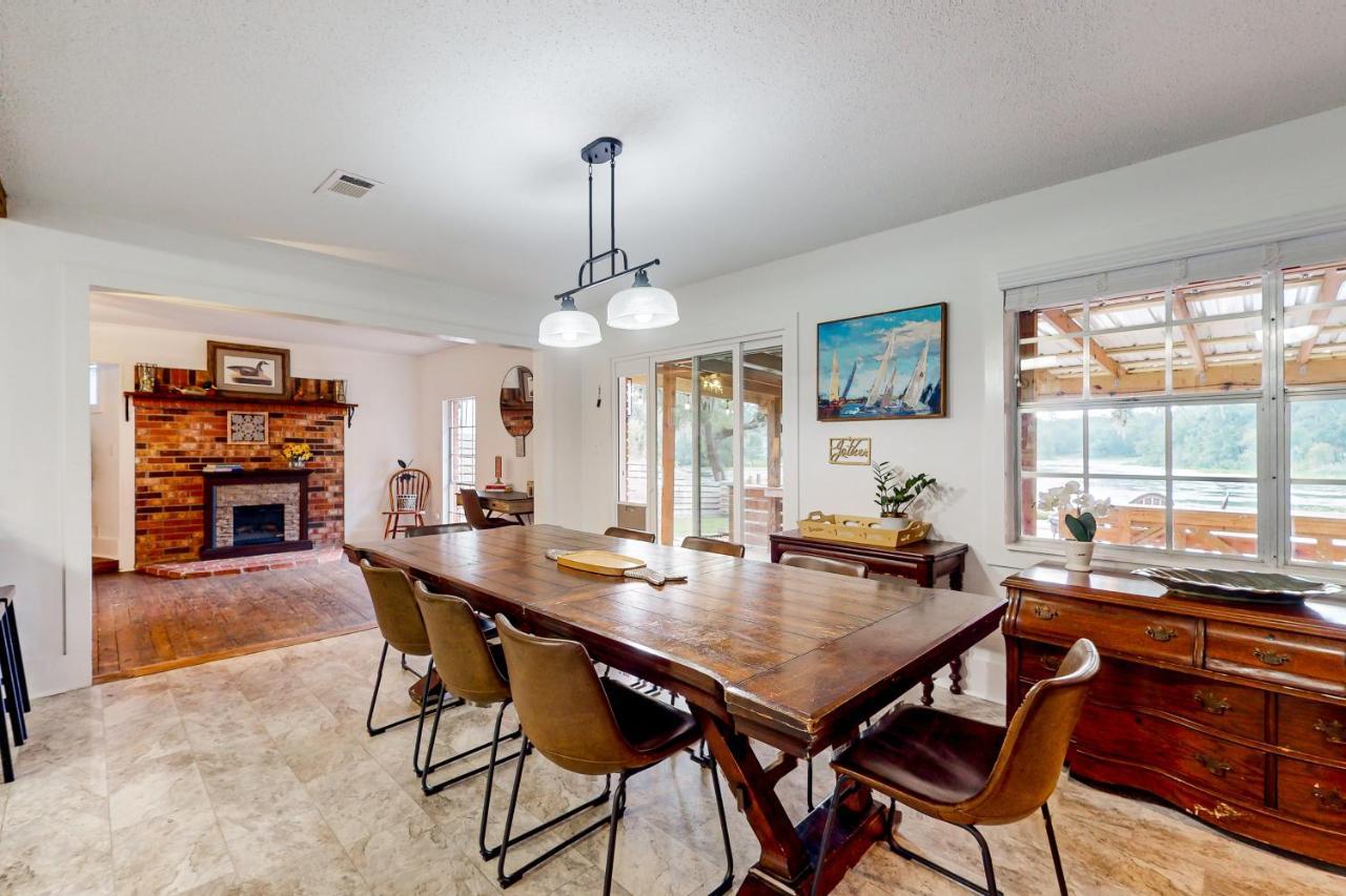 The Lakewood Lakehouse *